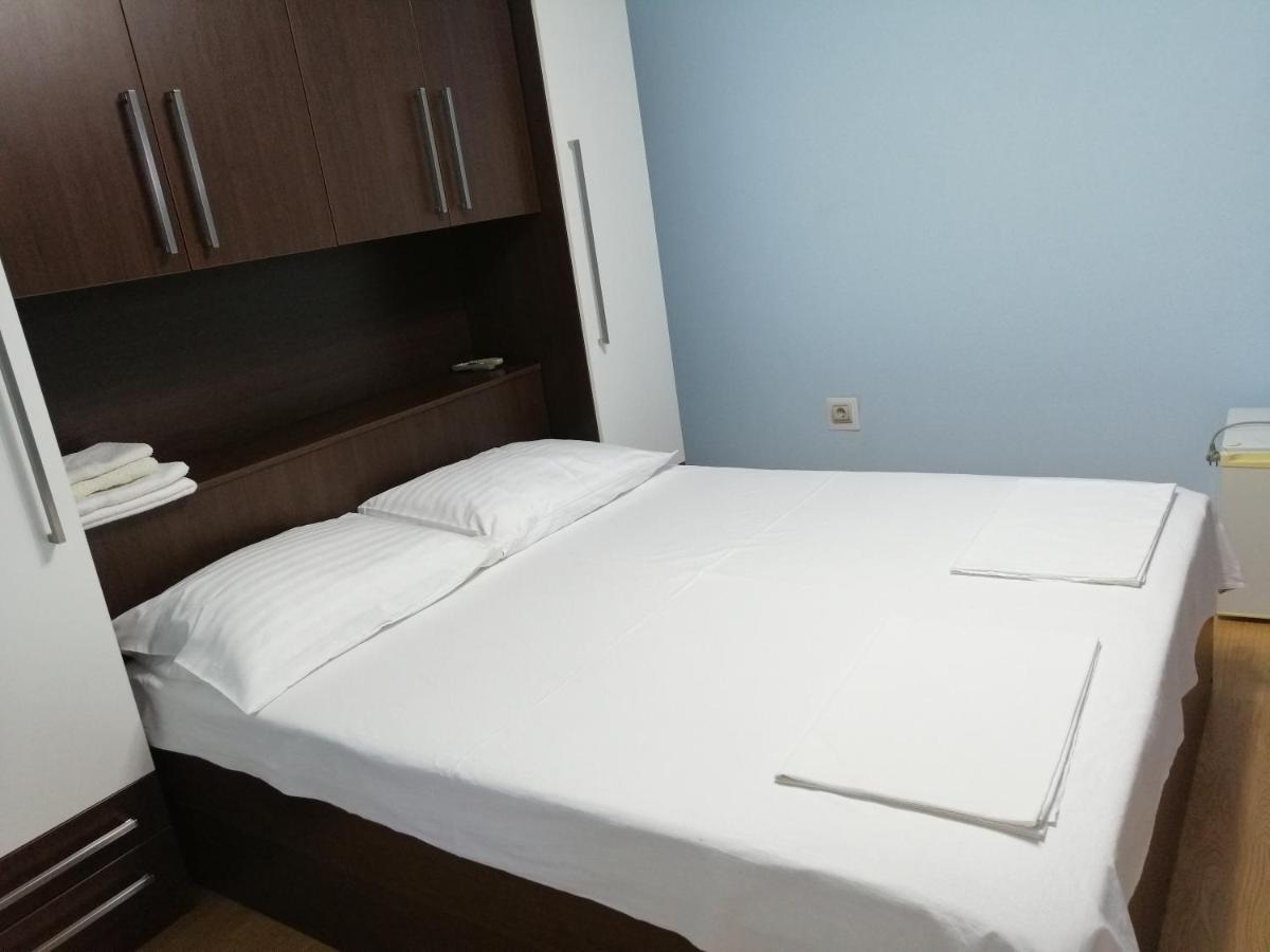 Branka Apartment セニ エクステリア 写真