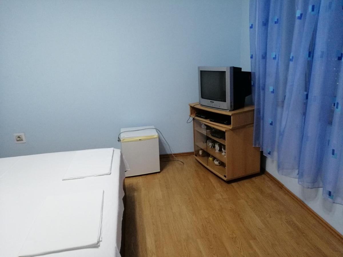 Branka Apartment セニ エクステリア 写真